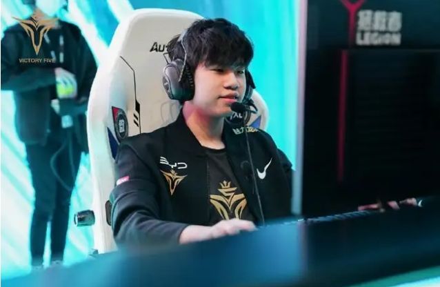 直以来都是 直以来都是